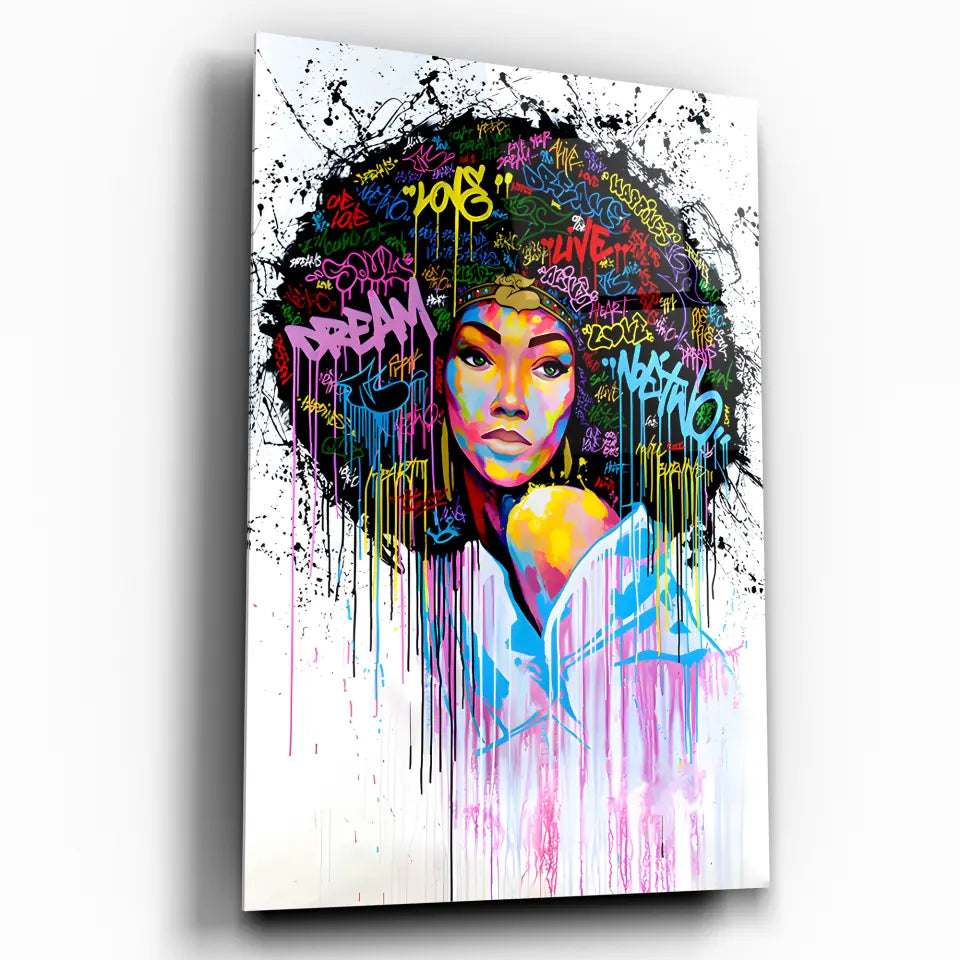 Tableau Street Art Éclat Afro en verre acrylique, vue inclinée sur fond blanc