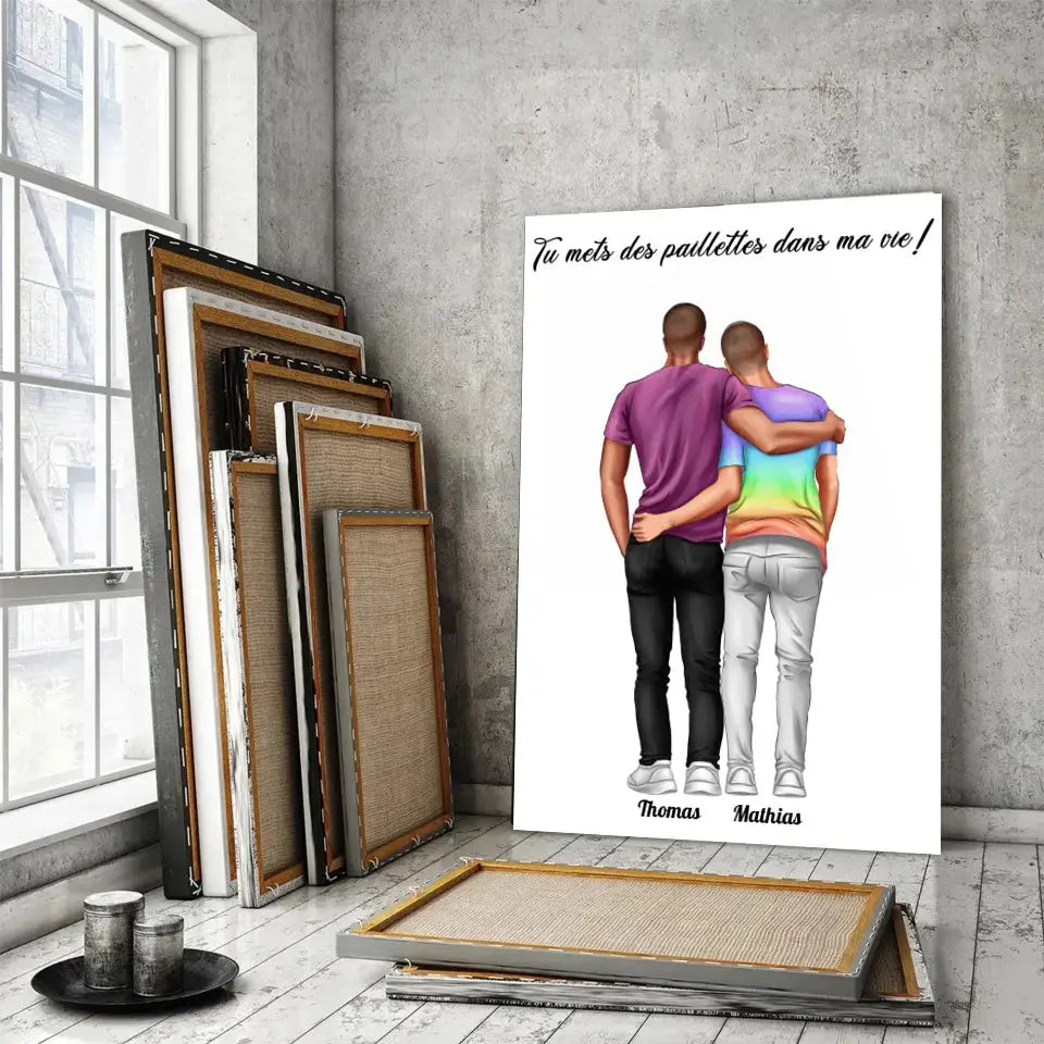 Affiche personnalisée couple hommes dans un loft, près d'une fenêtre, cadres en bois empilés