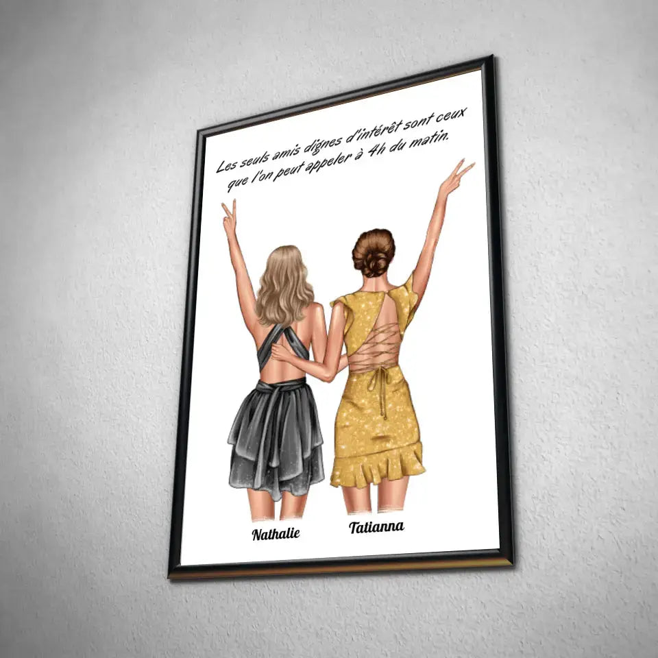 Affiche personnalisée meilleures amies dans un cadre noir, inclinée