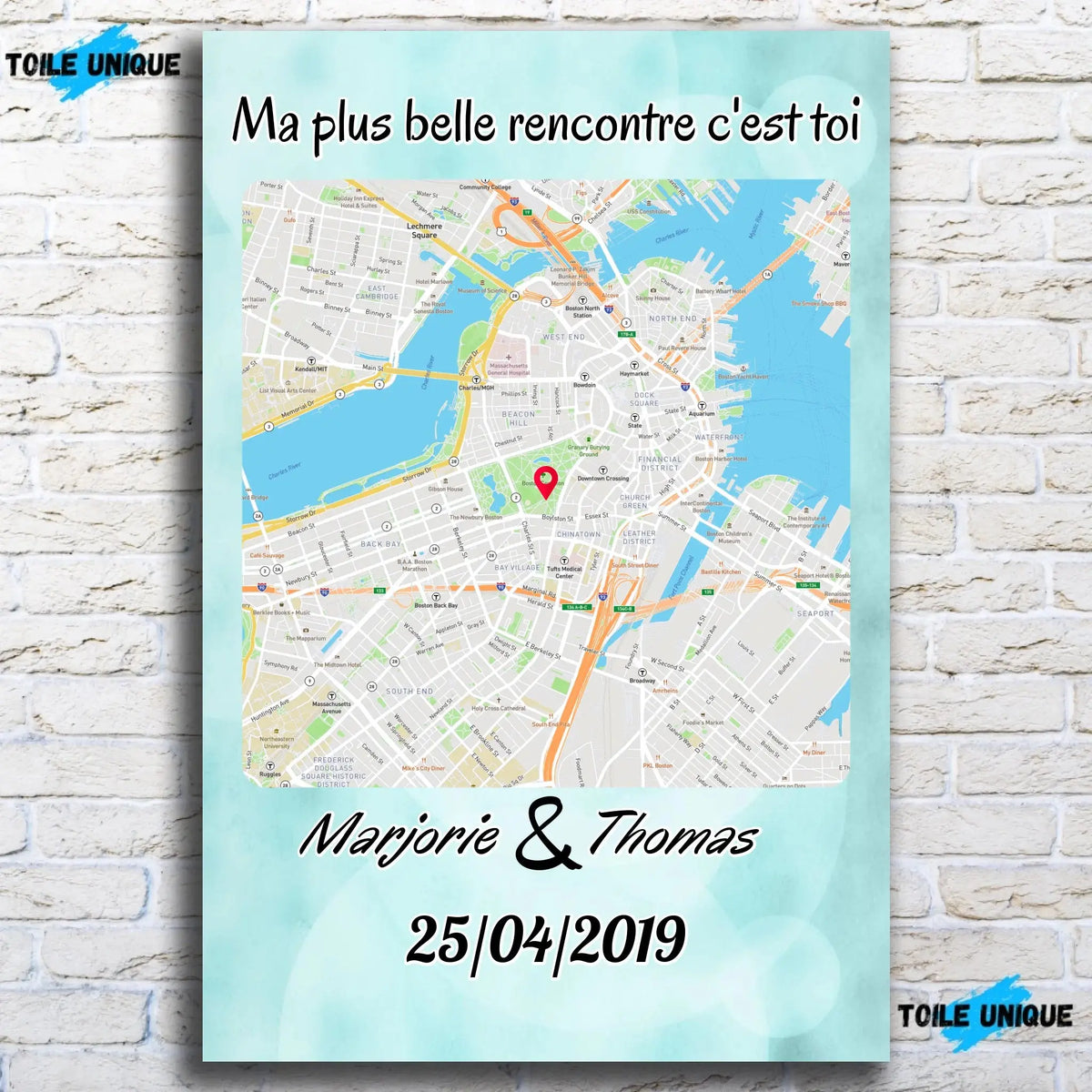 Grande affiche personnalisée maps style carré accrochée au mur, salon bibliothèque, variante