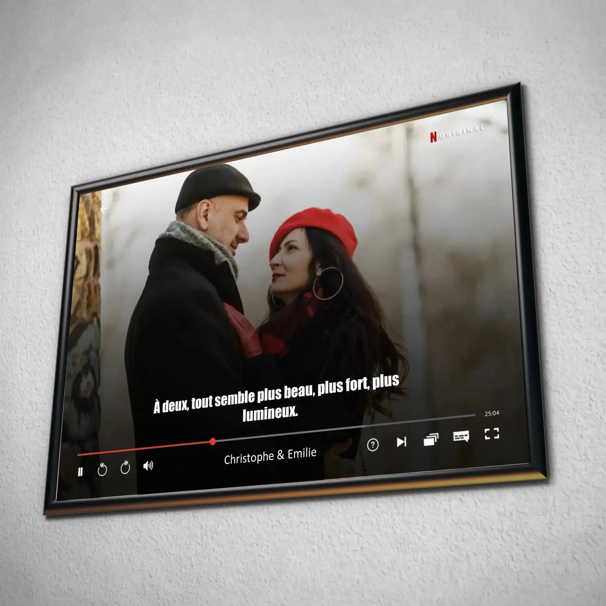 Tableau couple personnalisé affiche netflix film dans un cadre noir, incliné