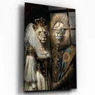 Tableau de Mariage Royal Lion et Lionne en verre acrylique, vue inclinée sur fond blanc