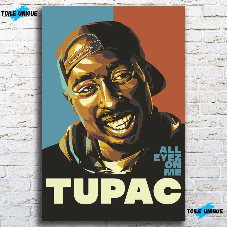 Tableau Décoratif 2Pac All Eyez On Me sur toile, accroché sur un mur de briques blanches (vue 2)
