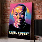 Tableau Décoratif Dr Dre sur toile, posé au sol contre un mur de briques rouges