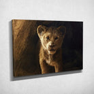 Tableau Décoratif Lion de la Grotte sur toile, vue inclinée montrant l'épaisseur du châssis