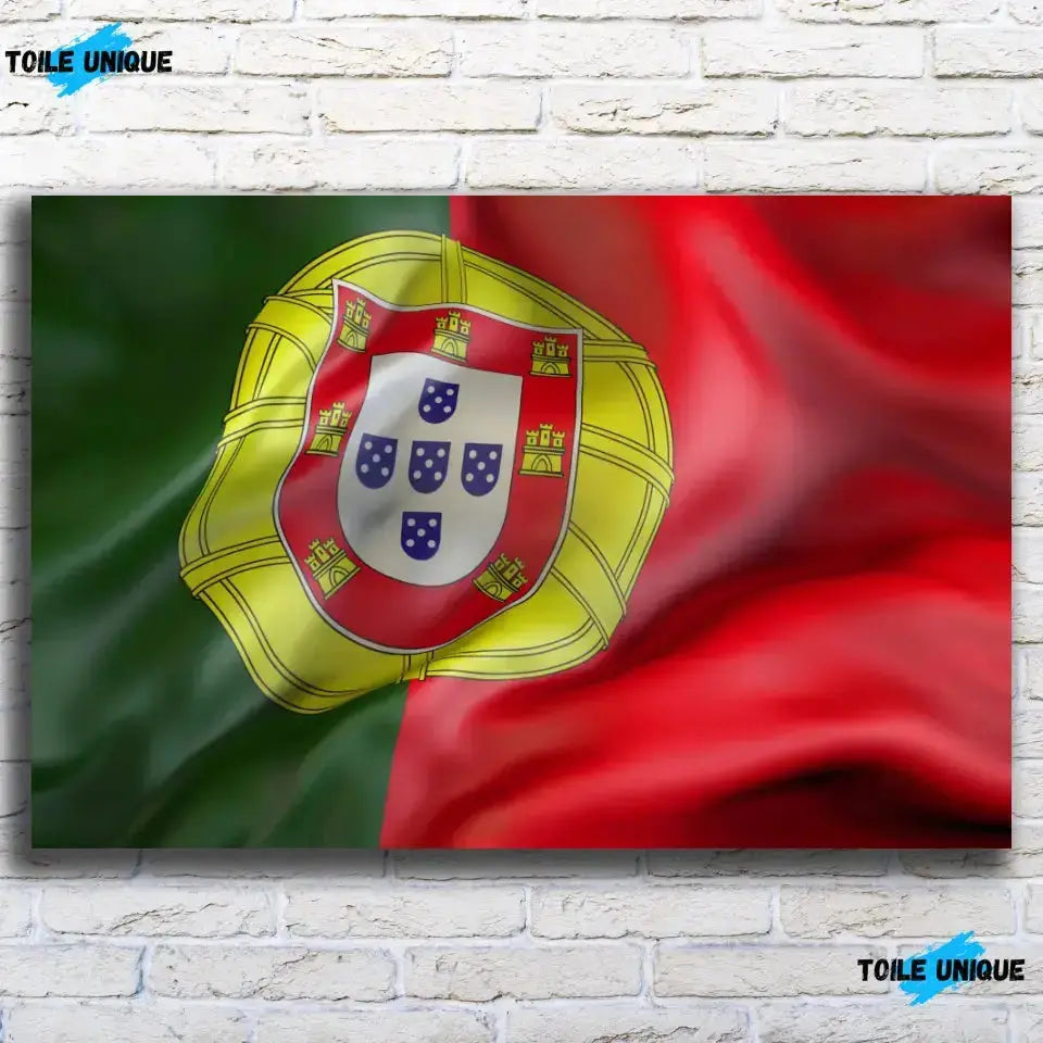 Tableau Drapeau Portugal sur toile, vue de face sur un mur de briques blanches