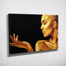 Tableau Femme glamour en or sur toile, vue inclinée montrant l'épaisseur du châssis