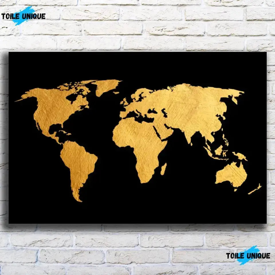 Tableau Décoratif Map Monde Fond Noir en affiche, vue de face sur un mur de briques blanches