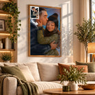 Tableau toile style anime Pixar 3D accroché au mur, portrait de couple, bibliothèque