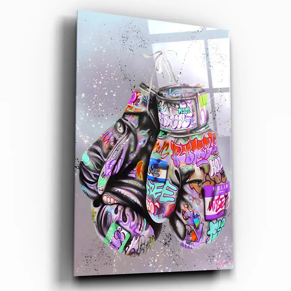 Tableau Street Art Combat Créatif en verre acrylique, vue inclinée sur fond blanc