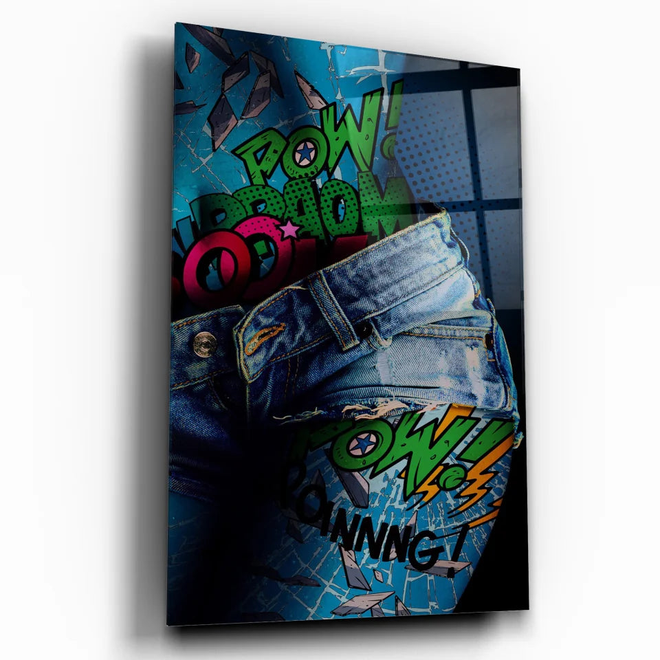 Tableau Street Art Effet Comics et Denim en verre acrylique, vue inclinée sur fond blanc