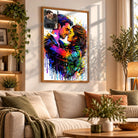 Tableau toile effet street art et éclaboussures accroché au mur, portrait de couple, bibliothèque