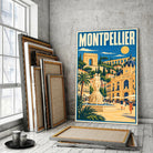 Tableau décoratif Montpellier dans un cadre en bois clair, gros plan