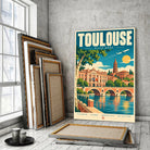 Tableau décoratif Toulouse dans un cadre en bois clair, gros plan