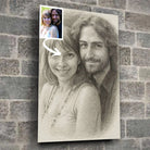 Toile effet dessin au crayon graphite dans un loft, entourée de cadres en bois, portrait de couple
