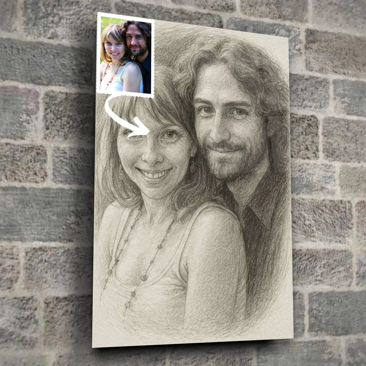 Toile effet dessin au crayon graphite dans un loft, entourée de cadres en bois, portrait de couple