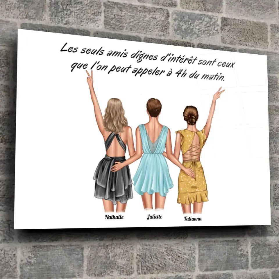 Toile personnages groupe de copines personnalisée sur mur de briques, décoration industrielle