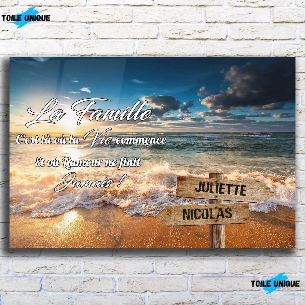 Toile prénoms personnalisée plage et coucher de soleil sur mur de briques, décoration industrielle