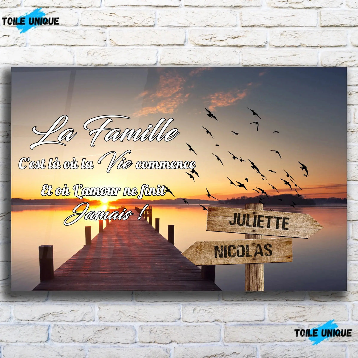 Toile prénoms personnalisée ponton en bois sur mur de briques, décoration industrielle
