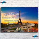 Toile prénoms personnalisée Tour Eiffel de Paris sur mur de briques, gros plan
