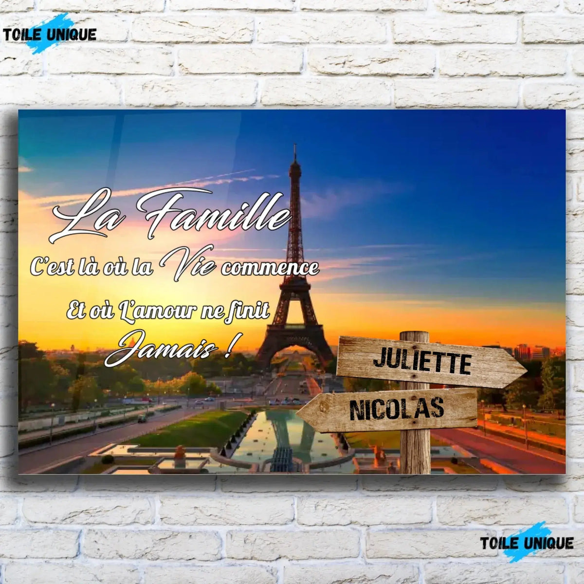 Toile prénoms personnalisée Tour Eiffel de Paris sur mur de briques, décoration industrielle